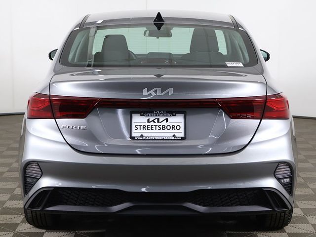 2024 Kia Forte LXS IVT - 23024011 - 10