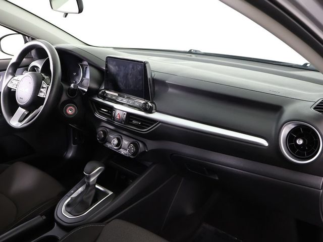 2024 Kia Forte LXS IVT - 23024011 - 25