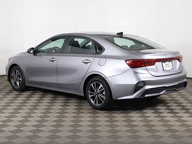 2024 Kia Forte LXS IVT - 23024011 - 7