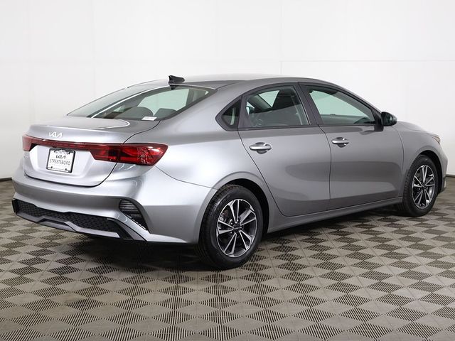 2024 Kia Forte LXS IVT - 23024011 - 8