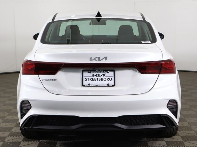 2024 Kia Forte LXS IVT - 23028665 - 10