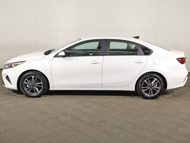 2024 Kia Forte LXS IVT - 23028665 - 15