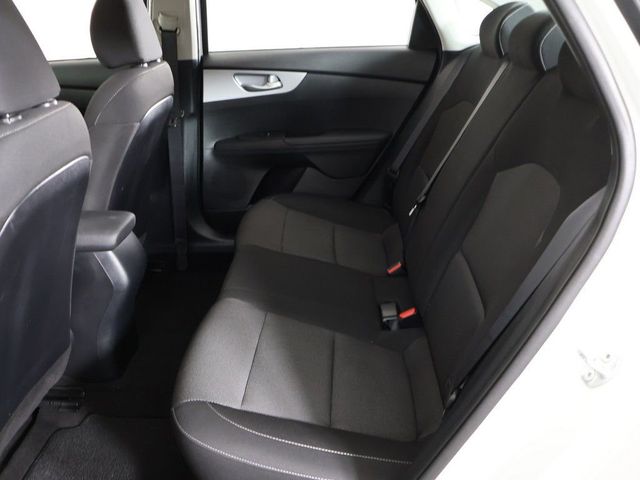 2024 Kia Forte LXS IVT - 23028665 - 30