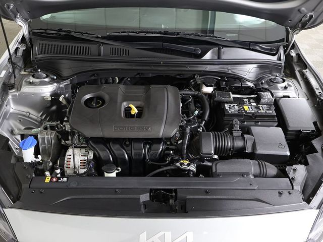 2024 Kia Forte LXS IVT - 23035728 - 18