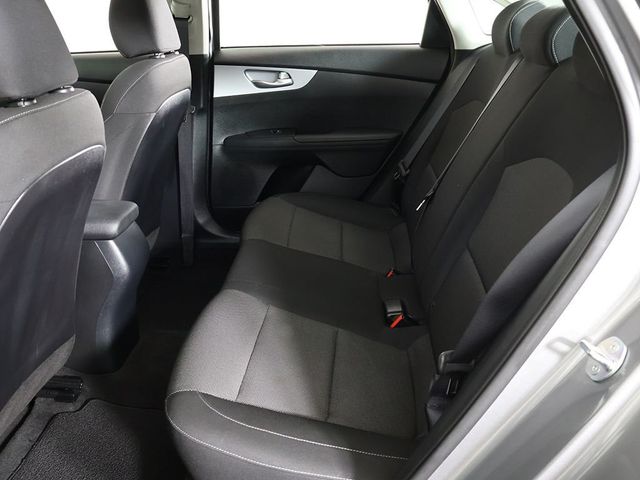 2024 Kia Forte LXS IVT - 23035728 - 30