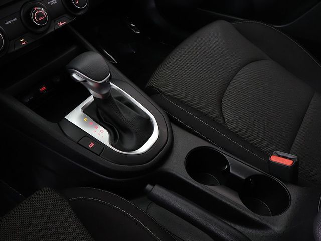 2024 Kia Forte LXS IVT - 23035728 - 45