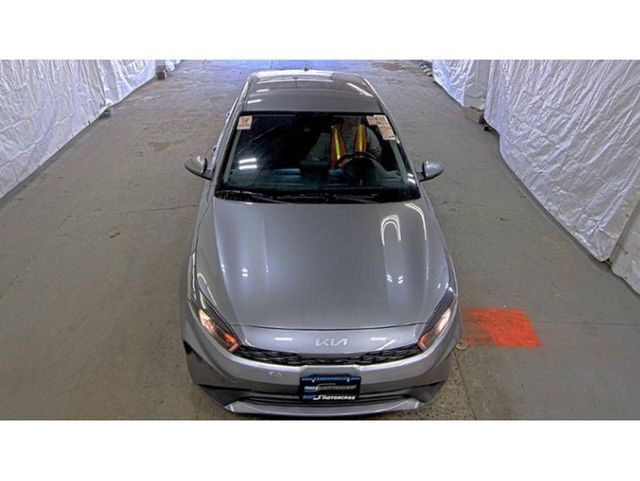 2024 Kia Forte LXS IVT - 23038966 - 2