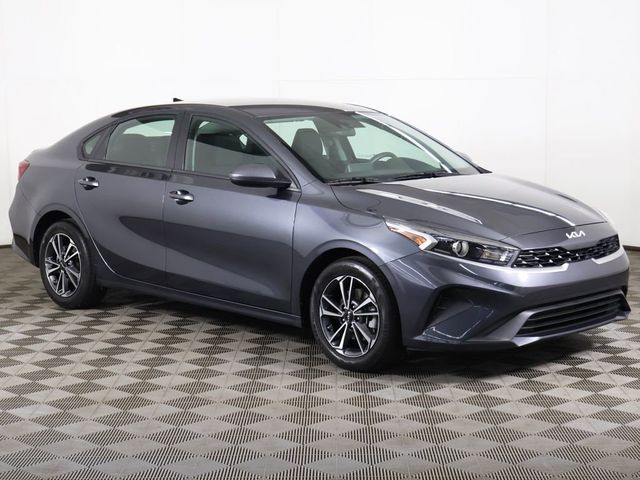2024 Kia Forte LXS IVT - 23080653 - 1