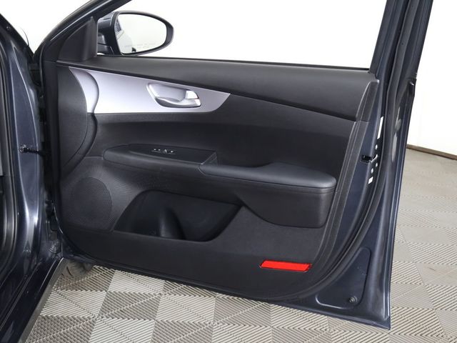2024 Kia Forte LXS IVT - 23080653 - 20