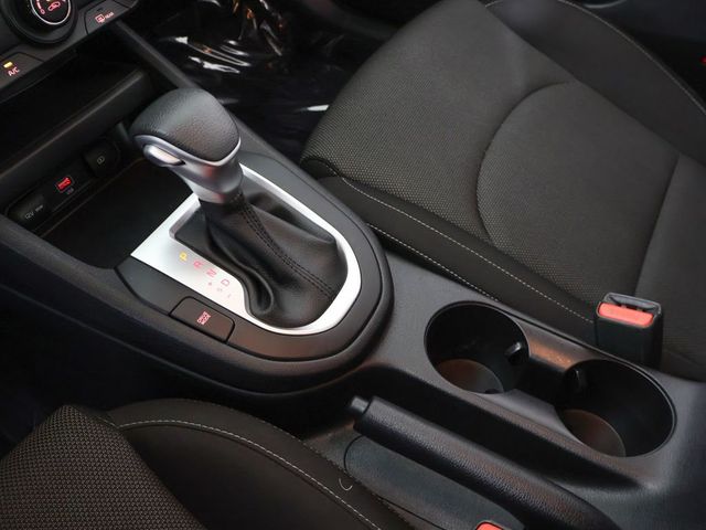 2024 Kia Forte LXS IVT - 23080653 - 42