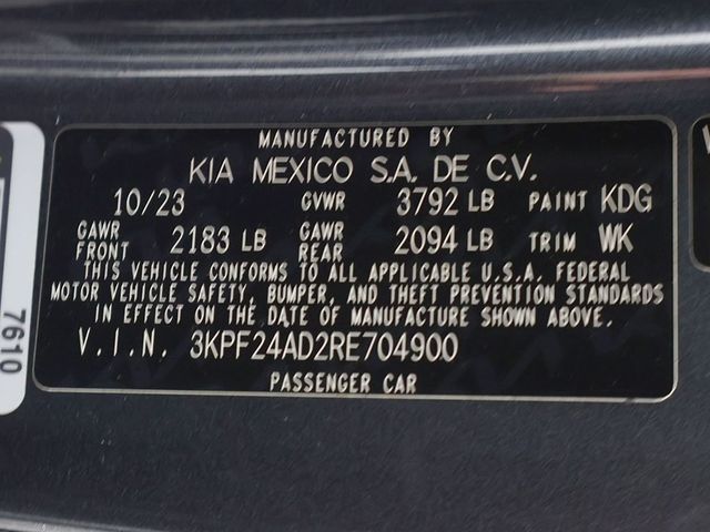 2024 Kia Forte LXS IVT - 23080653 - 43