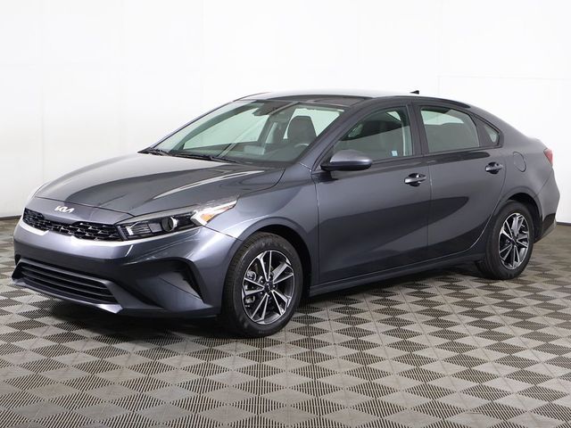 2024 Kia Forte LXS IVT - 23080653 - 5