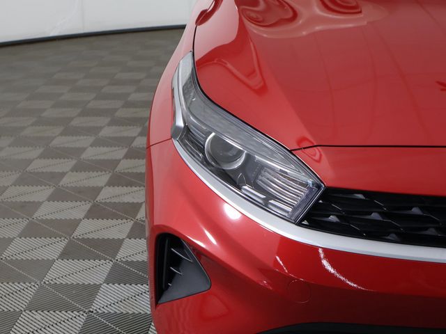 2024 Kia Forte LXS IVT - 23087696 - 11