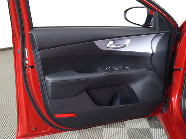 2024 Kia Forte LXS IVT - 23087696 - 20
