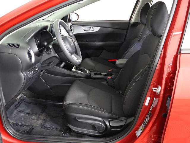 2024 Kia Forte LXS IVT - 23087696 - 26