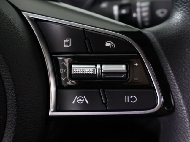 2024 Kia Forte LXS IVT - 23087696 - 38