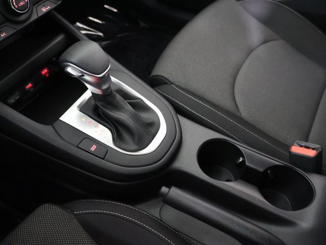 2024 Kia Forte LXS IVT - 23087696 - 44