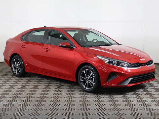 2024 Kia Forte LXS IVT - 23087696 - 48