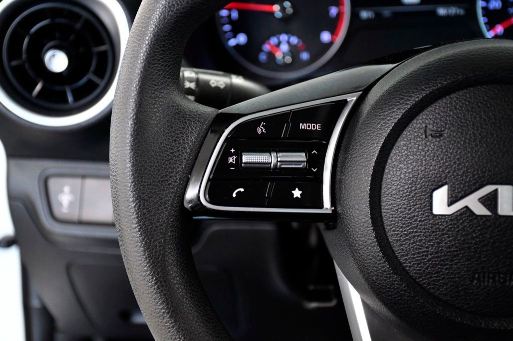 2024 Kia Forte LXS IVT - 23018203 - 20