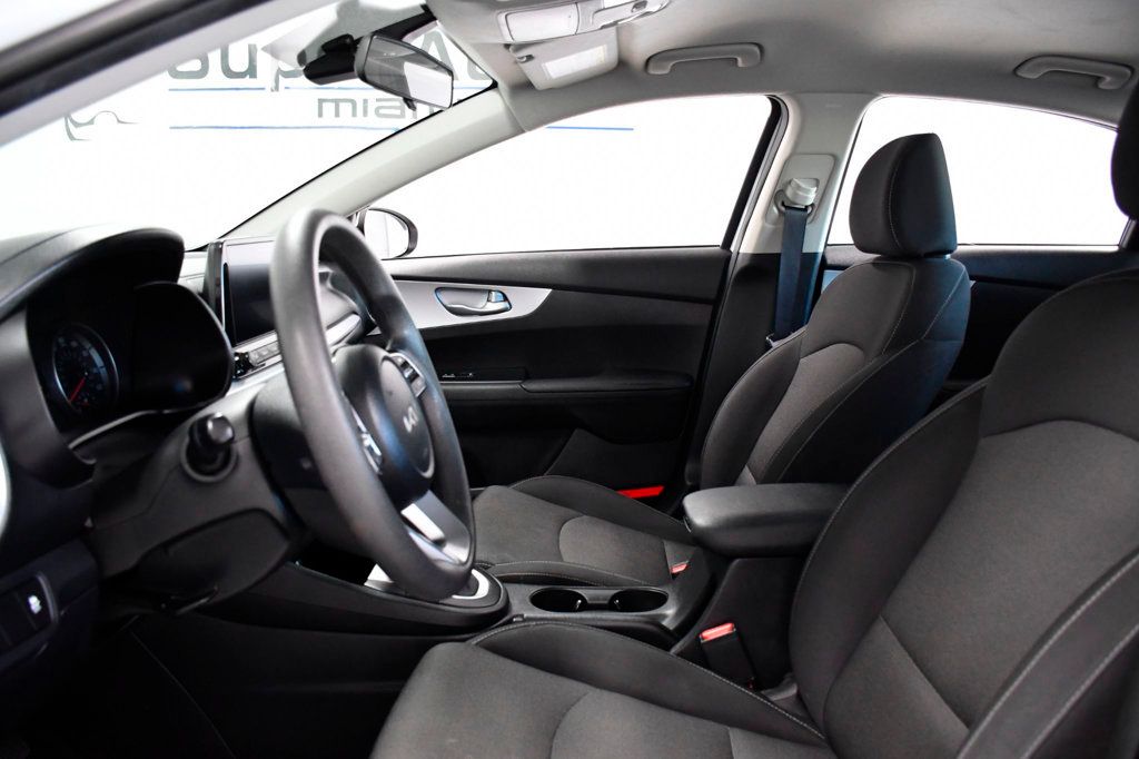 2024 Kia Forte LXS IVT - 23018203 - 6