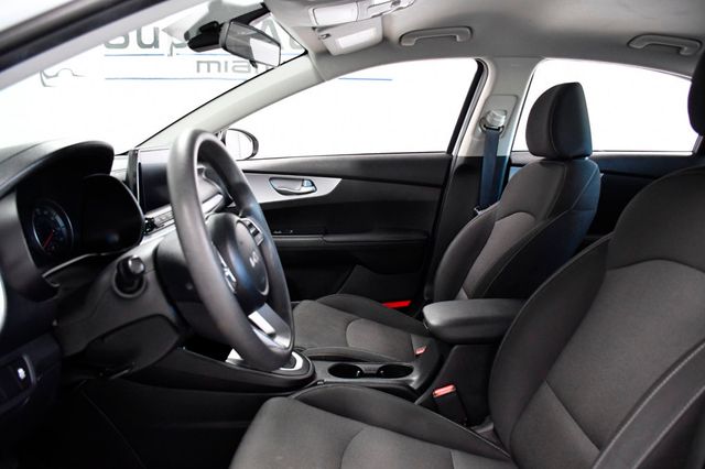2024 Kia Forte LXS IVT - 23018203 - 6
