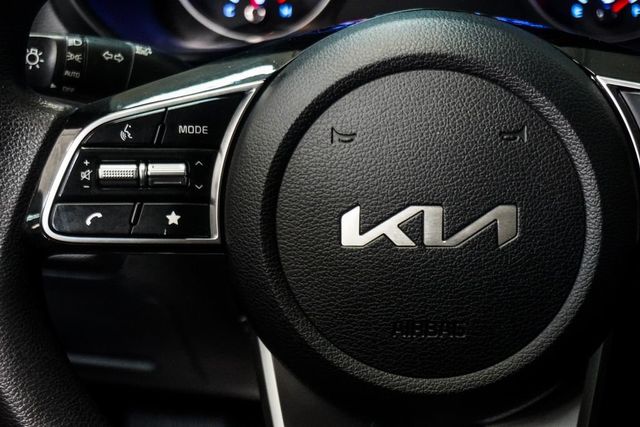 2024 Kia Forte LXS IVT - 23045577 - 13