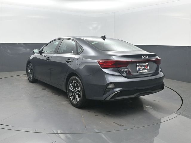 2024 Kia Forte LXS IVT - 23010481 - 2