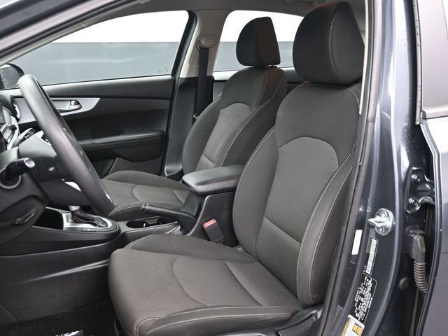 2024 Kia Forte LXS IVT - 23010481 - 5