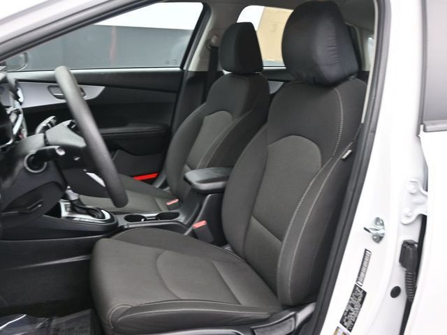 2024 Kia Forte LXS IVT - 23010867 - 10