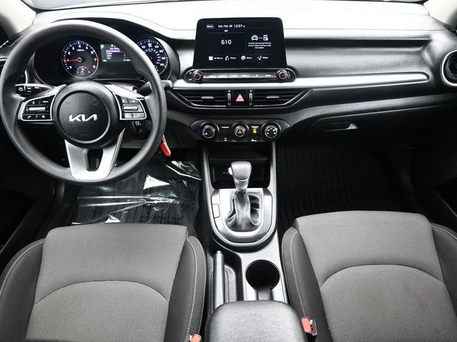 2024 Kia Forte LXS IVT - 23010867 - 15