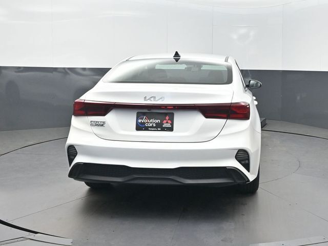2024 Kia Forte LXS IVT - 23010867 - 28
