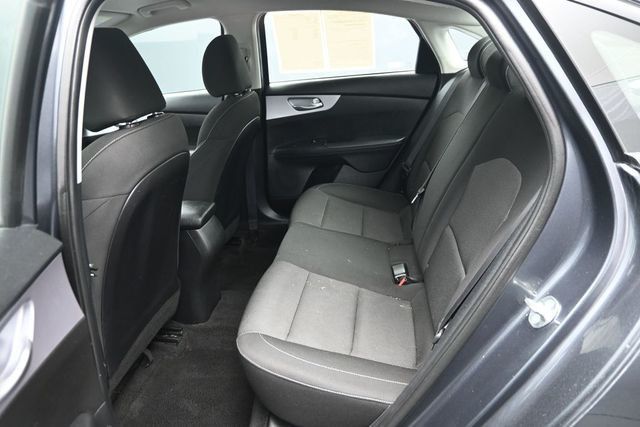 2024 Kia Forte LXS IVT - 23017073 - 12