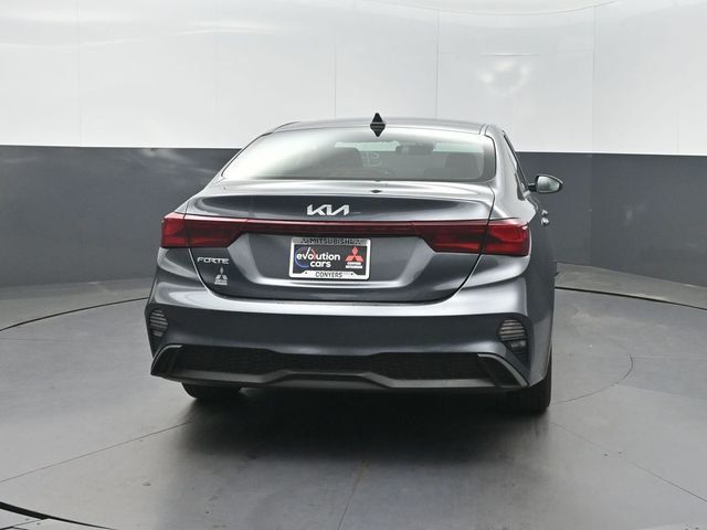 2024 Kia Forte LXS IVT - 23017073 - 28