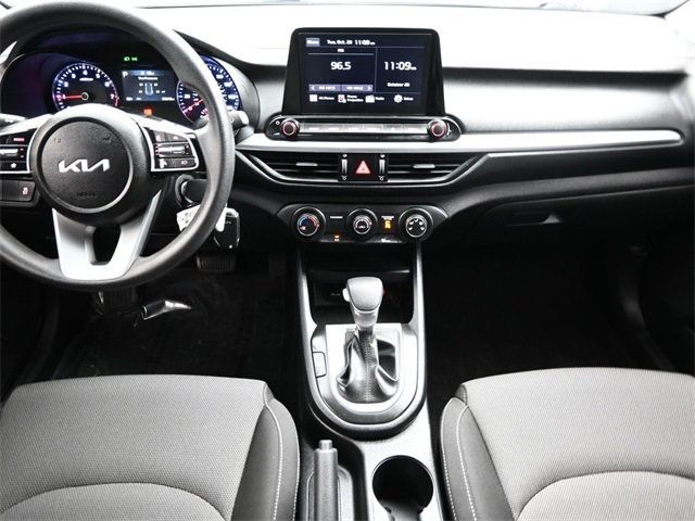 2024 Kia Forte LXS IVT - 22956448 - 14