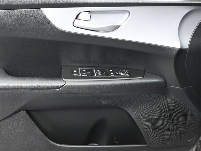 2024 Kia Forte LXS IVT - 22956448 - 7