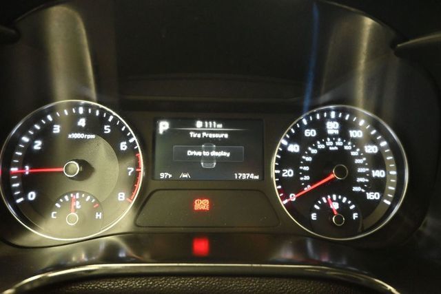 2024 Kia Forte LXS IVT - 23057156 - 19