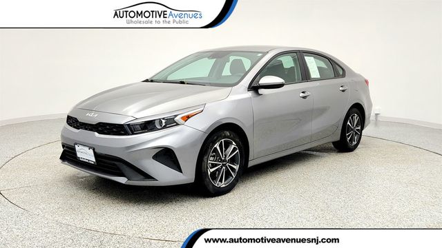 2024 Kia Forte LXS IVT - 22968478 - 0