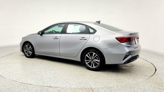 2024 Kia Forte LXS IVT - 22968478 - 6