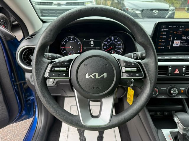 2024 Kia Forte LXS IVT - 22951809 - 4