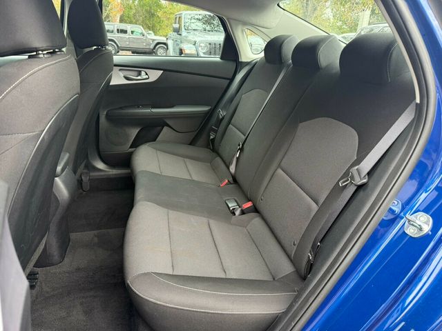 2024 Kia Forte LXS IVT - 22951809 - 6