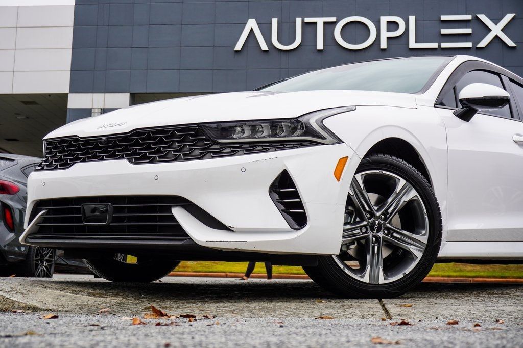 2024 Kia K5 EX photo 2