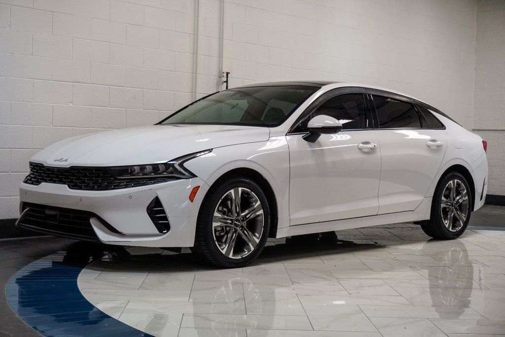 2024 Kia K5 EX photo 3
