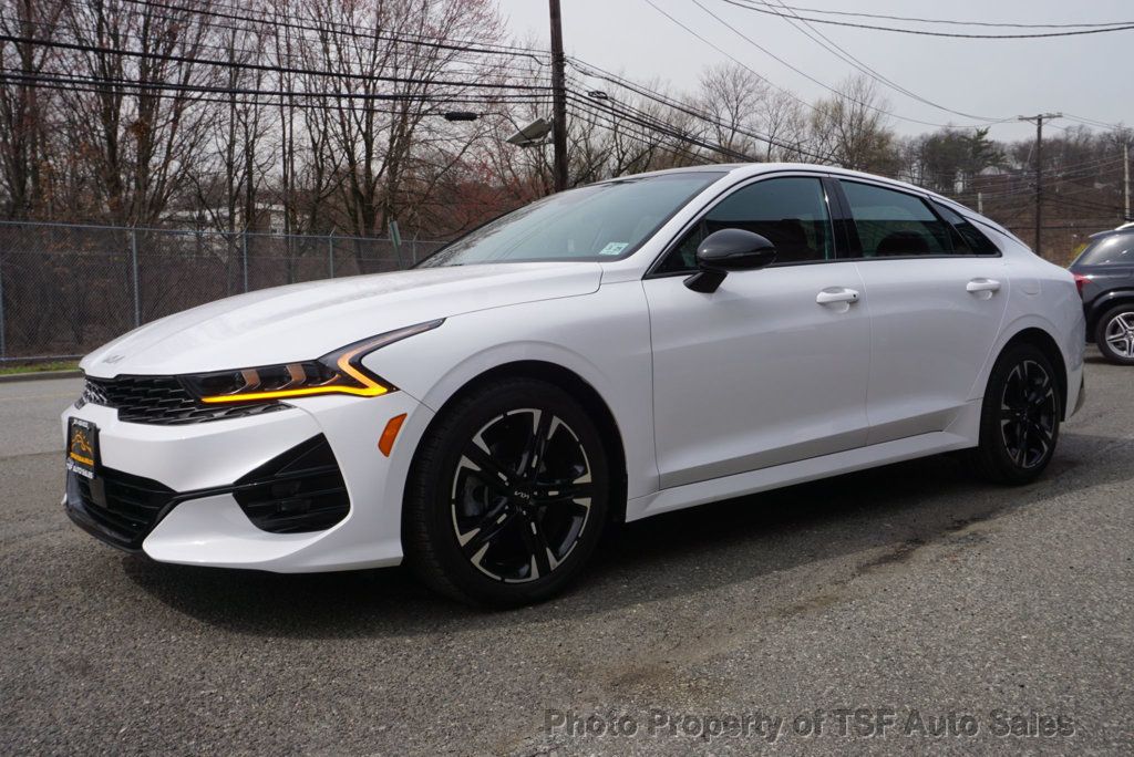 2024 Kia K5 GT-Line Automatic FWD RED LEATHER PANO ROOF CARPLAY NAVIGATION - 23003602 - 3