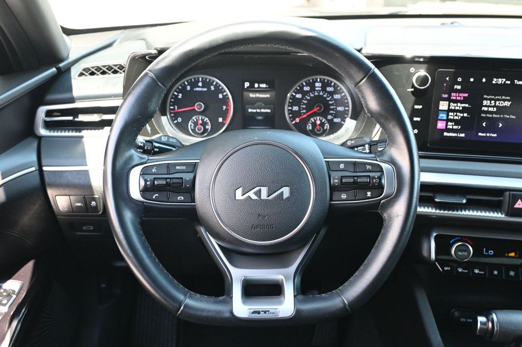 2024 Kia K5 GT-Line photo 6