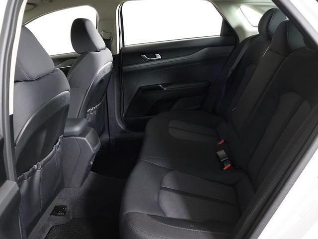 2024 Kia K5 LXS Automatic FWD - 23016358 - 30