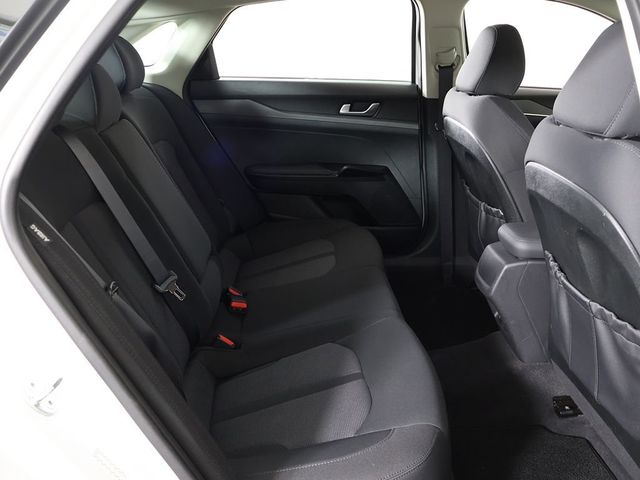 2024 Kia K5 LXS Automatic FWD - 23016358 - 31