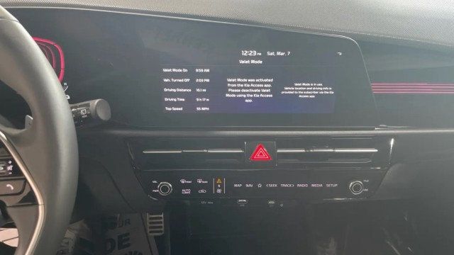 2024 Kia Niro SX FWD - 22990019 - 21