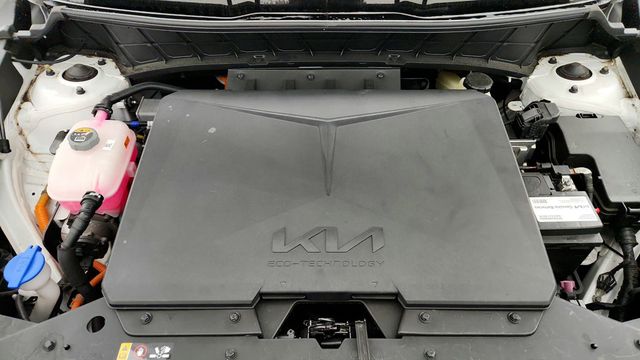 2024 Kia Niro EV Wave - 22942896 - 25