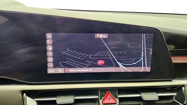 2024 Kia Niro EV Wave w/ Preserve Pkg, Heat Pump & Heated Rear Seats - 23102055 - 18