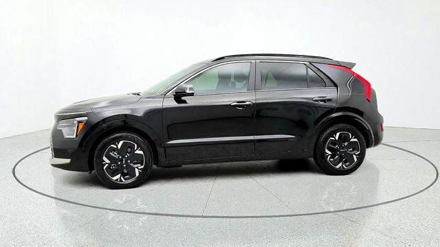 2024 Kia Niro EV Wave w/ Preserve Pkg, Heat Pump & Heated Rear Seats - 23102055 - 7